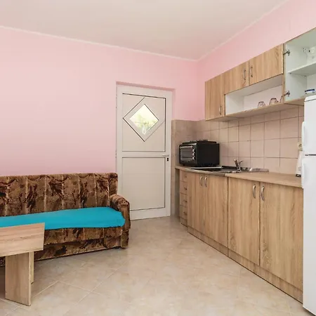 1 Bedroom Gorgeous In *